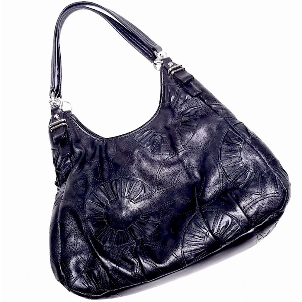 Coach | Madison Op Art Maggie Embellished “C” Bag